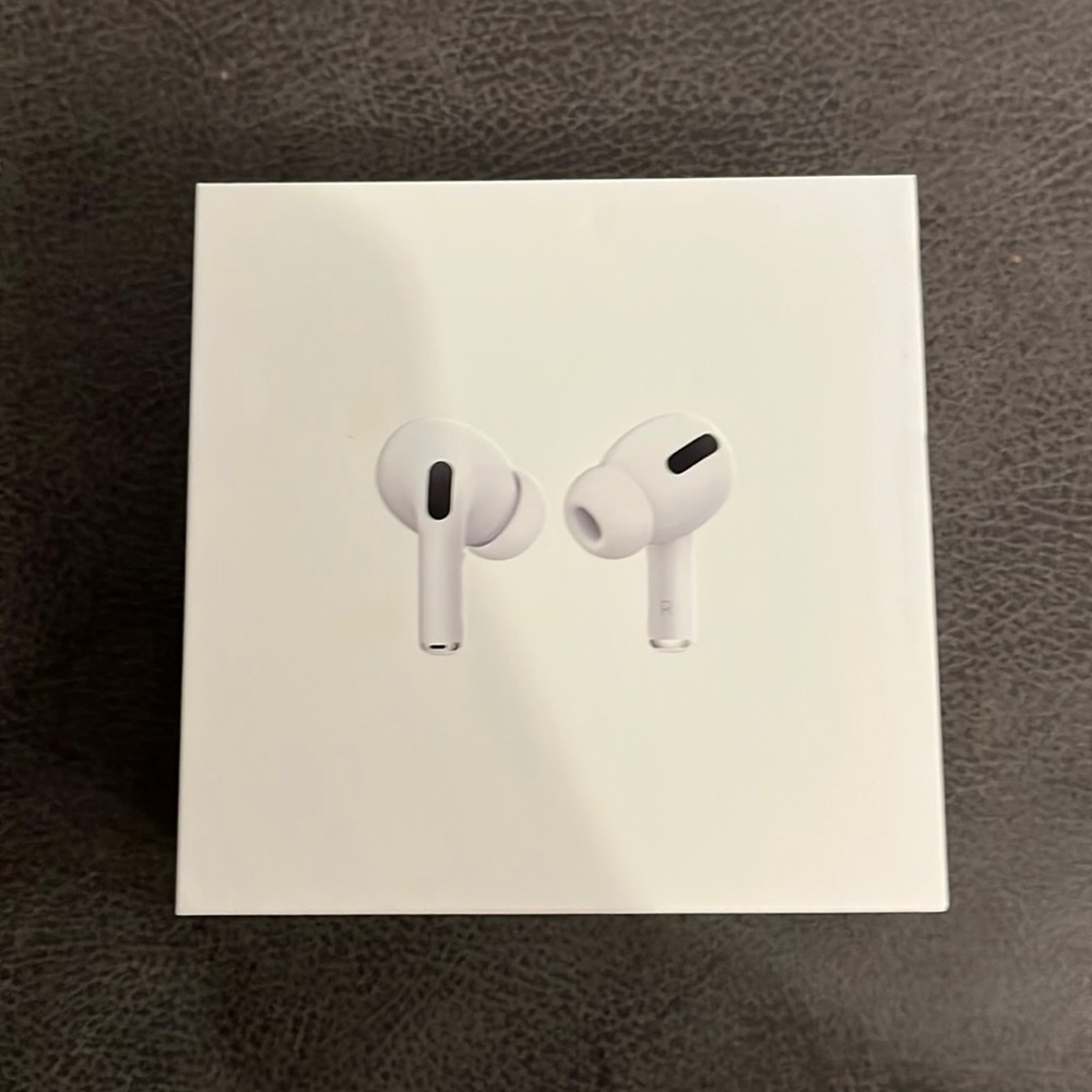 Used Apple Airpods Pro Generation 1